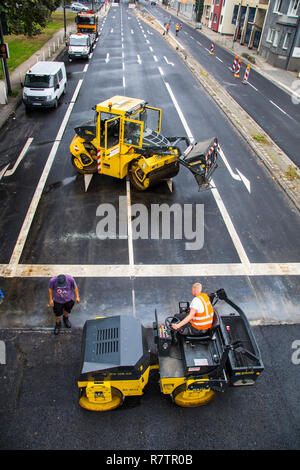 Roller compactors, road works at a large inner-city construction site, Essen, North Rhine-Westphalia, Germany Stock Photo