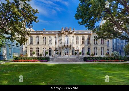 France, Paris, hotel Matignon, residence of prime minister Stock