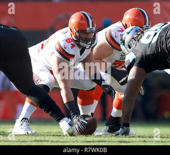 Cleveland, Ohio, USA. 9th Dec, 2018. Cleveland Browns tight end David Njoku  (85) and Carolina Panthers outside linebacker Thomas Davis (58) at the NFL  football game between the Carolina Panthers and the