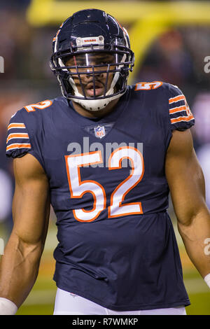 Chicago Bears defensive end Akiem Hicks (96) reacts during the second half  of an NFL football game against the Minnesota Vikings, Monday, Dec. 20,  2021, in Chicago. (AP Photo/Kamil Krzaczynski Stock Photo - Alamy