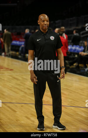 Los Angeles, CA, USA. 11th Dec, 2018. LA Clippers assistant Sam Cassell before the Toronto Raptors vs Los Angeles Clippers at Staples Center on December 11, 2018. (Photo by Jevone Moore) Credit: csm/Alamy Live News
