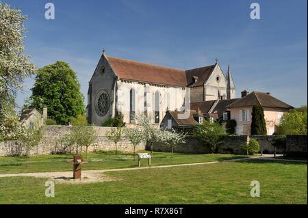 France, Oise, Saint Jean aux Bois, abbey and its park Stock Photo