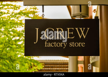 J Crew store in the Mall of America, Bloomington ...