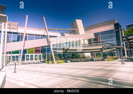 Mountain View, CA/USA - May 21, 2018: Exterior view of a Googleplex ...