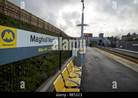 Maghull north train station platform merseyside england uk Stock Photo