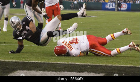 Oakland, California, USA. 21st Dec, 2008. Oakland Raiders cornerback Nnamdi  Asomugha #21 celebrates blocking pass for Houston Texans tight end Owen  Daniels #81 on Sunday, December 21, 2008, at Oakland-Alameda County Coliseum