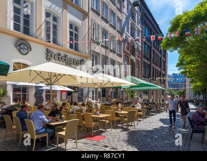 Cafes and bars on historic Deichstrasse (Deichstraße) in the Altstadt (Old Town), Hamburg, Germany Stock Photo