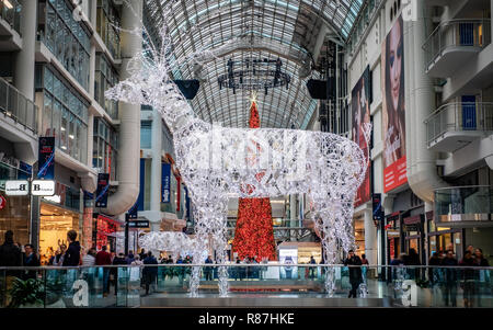 Inside the Toronto Eaton Centre Stock Photo - Alamy