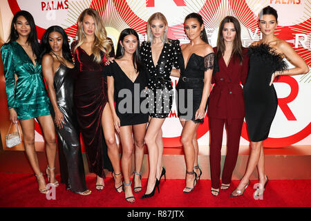 LAS VEGAS, NV, USA - NOVEMBER 09: Chanel Iman, Teyana Taylor, Romee Strijd, Elsa Hosk, Shay Mitchell, Emily Ratajkowski, Kendall Jenner at the 2nd Annual #REVOLVEawards held at the Palms Casino Resort on November 9, 2018 in Las Vegas, Nevada, United States. (Photo by Xavier Collin/Image Press Agency) Stock Photo