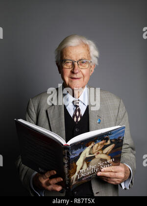 Kenneth Baker at The Oldie Literary Lunch 11/12/18 Stock Photo