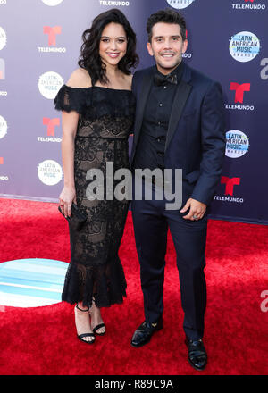 HOLLYWOOD, LOS ANGELES, CA, USA - OCTOBER 25: Alyssa Diaz, Gustavo Galindo at the 2018 Latin American Music Awards held at the Dolby Theatre on October 25, 2018 in Hollywood, Los Angeles, California, United States. (Photo by Xavier Collin/Image Press Agency) Stock Photo