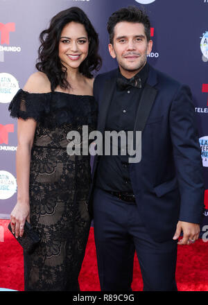 HOLLYWOOD, LOS ANGELES, CA, USA - OCTOBER 25: Alyssa Diaz, Gustavo Galindo at the 2018 Latin American Music Awards held at the Dolby Theatre on October 25, 2018 in Hollywood, Los Angeles, California, United States. (Photo by Xavier Collin/Image Press Agency) Stock Photo