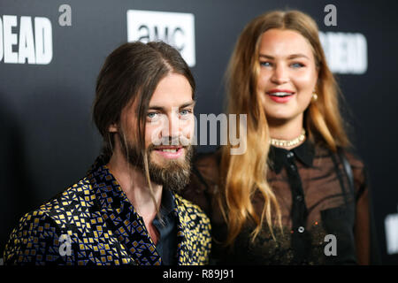 LOS ANGELES, CA, USA - SEPTEMBER 27: Tom Payne, Jennifer Akerman at the Los Angeles Premiere Of AMC's 'The Walking Dead' Season 9 held at the Directors Guild of America Theater Complex on September 27, 2018 in Los Angeles, California, United States. (Photo by Xavier Collin/Image Press Agency) Stock Photo