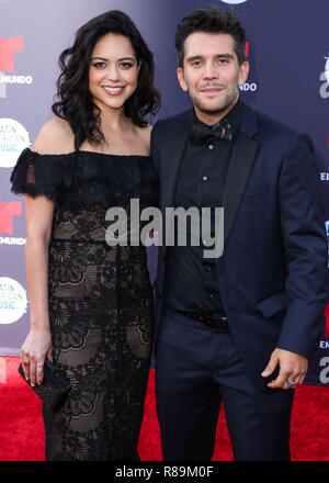 HOLLYWOOD, LOS ANGELES, CA, USA - OCTOBER 25: Alyssa Diaz, Gustavo Galindo at the 2018 Latin American Music Awards held at the Dolby Theatre on October 25, 2018 in Hollywood, Los Angeles, California, United States. (Photo by Xavier Collin/Image Press Agency) Stock Photo