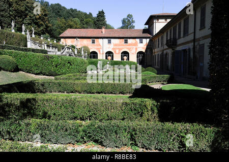 Italy, Lombardy, Lecco, Olgiate Molgora, Somma Picenardi villa in 17th century Barocchetto Lombardo style with English garden and Italian style Stock Photo