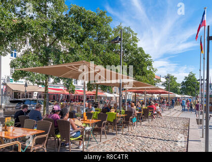 Cafe by the River Trave, An der Obertrave, Lubeck, Schleswig-Holstein, Germany Stock Photo