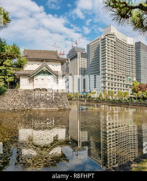 Tatsumi-yagura at Kikyo-bori moat, Tokyo Imperial Palace, Japan Stock Photo