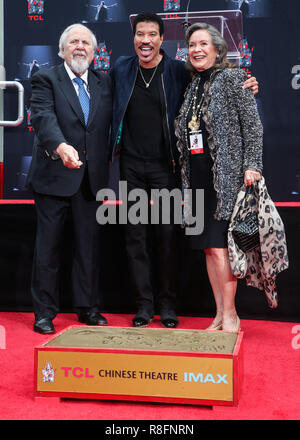 HOLLYWOOD, CA - MARCH 07: Lionel Richie at the Lionel Richie Hand And Footprint Ceremony at TCL Chinese Theatre on March 7, 2018 in Hollywood, California. (Photo by Image Press Agency) Stock Photo