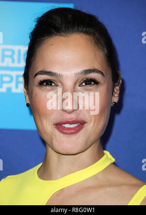 PALM SPRINGS, CA, USA - JANUARY 02: Gal Gadot at the 29th Annual Palm Springs International Film Festival Awards Gala held at the Palm Springs Convention Center on January 2, 2018 in Palm Springs, California, United States. (Photo by Xavier Collin/Image Press Agency) Stock Photo