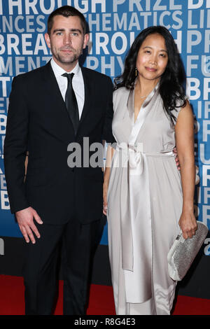 MOUNTAIN VIEW, CA, USA - DECEMBER 03: Chris Cox, Visra Vichit-Vadakan at the 2018 Breakthrough Prize Ceremony held at the NASA Ames Research Center on December 3, 2017 in Mountain View, California, United States. (Photo by Xavier Collin/Image Press Agency) Stock Photo