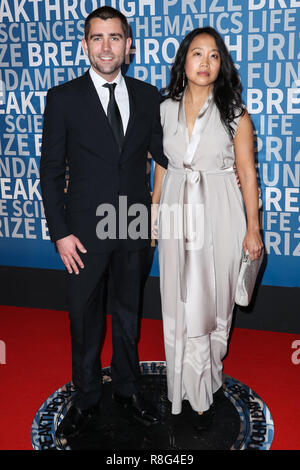 MOUNTAIN VIEW, CA, USA - DECEMBER 03: Chris Cox, Visra Vichit-Vadakan at the 2018 Breakthrough Prize Ceremony held at the NASA Ames Research Center on December 3, 2017 in Mountain View, California, United States. (Photo by Xavier Collin/Image Press Agency) Stock Photo