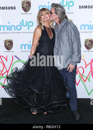 BEVERLY HILLS, LOS ANGELES, CA, USA - NOVEMBER 03: Actress Goldie Hawn and husband Kurt Russell arrive at Goldie's Love In For Kids 2017 held at Ron Burkle's Green Acres Estate on November 3, 2017 in Beverly Hills, Los Angeles, California, United States. (Photo by Xavier Collin/Image Press Agency) Stock Photo