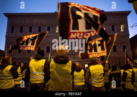 Rome, Italy. 15th Dec, 2018. December 15, 2018 - Rome - Italy - It started at 4 pm in Piazza Farnese in front of the French embassy the manifestation of the extreme right party '''' New Force '': Binding yellow gilets like French protesters to the scream of'' France and Italy against EU tyranny Credit: Danilo Balducci/ZUMA Wire/Alamy Live News Stock Photo