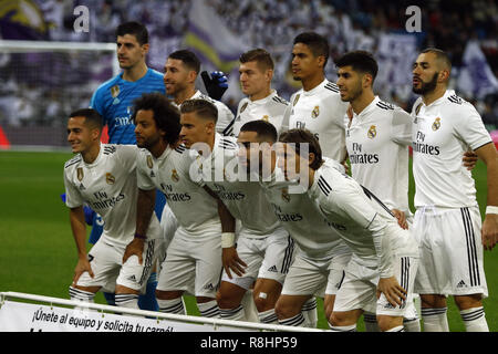 Madrid, Madrid, Spain. 15th Dec, 2018. Real Madrid team seen posing for a photo before the La Liga football match between Real Madrid and Rayo Vallecano at the Estadio Santiago Bernabéu in Madrid. Credit: Manu Reino/SOPA Images/ZUMA Wire/Alamy Live News Stock Photo