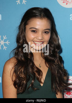 LOS ANGELES - NOV 14: Siena Agudong at the It's A Wonderful Lifetime