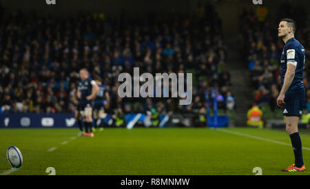 Dublin, Ireland. 15th Dec, 2018. European Champions Cup rugby match, Leinster vs Bath. Johnny Sexton of Leinster kicks the penalty. Credit: ASWphoto/Alamy Live News Stock Photo