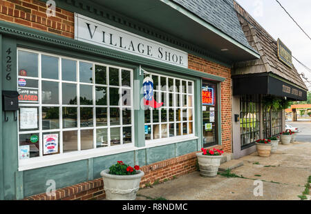 Village Shoe and Tucker Antique Shop are two of the many locally-owned businesses found in downtown Tucker, Georgia. Stock Photo