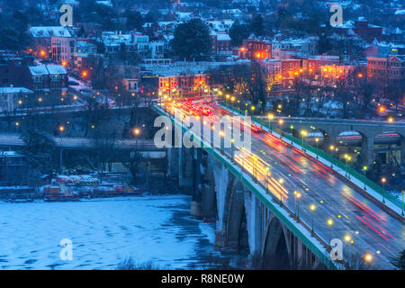 Key bridge in Washington DC at winter dawn Stock Photo