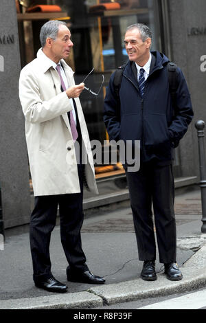 Carlo Cottarelli (right), Italian economist and former director of the International Monetary Fund, on the Via Montenapoleone in Milan, Italy.  Featuring: Carlo Cottarelli Where: Milan, Lombardy, Italy When: 15 Nov 2018 Credit: IPA/WENN.com  **Only available for publication in UK, USA, Germany, Austria, Switzerland** Stock Photo