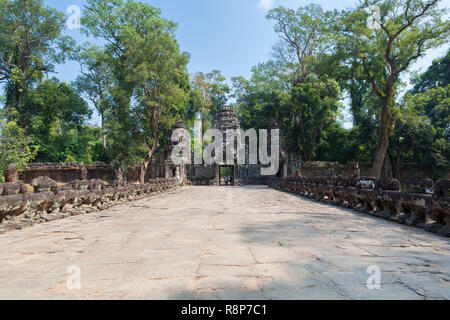 West gate at Prasat Preah Khan temple ruins, Angkor, Siem Reap, Cambodia Stock Photo