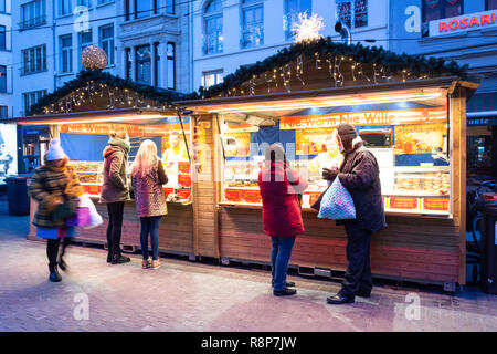 Waffel stall at Antwerp Christmas Market, Grote Markt, Antwerp (Antwerpen), Antwerp Province, The Flemish Region, Belgium Stock Photo