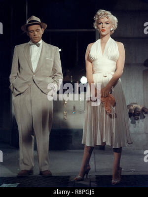 Tom Ewell, Marilyn Monroe, 'The Seven Year Itch' (1955) 20th Century Fox  File Reference # 33635 582THA