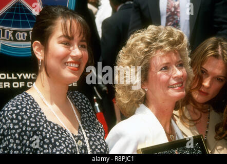 HOLLYWOOD, CA - APRIL 28: Shannon Lee and Linda Lee Caldwell attend the Hollywood Walk of Fame Ceremony for Bruce Lee on April 28, 1993 at 6933 Hollywood Boulevard in Hollywood, California. Photo by Barry King/Alamy Stock Photo Stock Photo