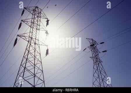 overhead power line, transmission lines, electrical power lines, electric power transmission, overhead lines, overhead wires, Bombay, Mumbai, Maharashtra, India, Asia Stock Photo