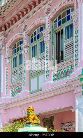 Architecture details of Koon Seng Road pastel hue traditional Paranakan shophouses, Katong, Singapore Stock Photo