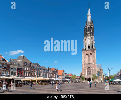 The historic 15th century Nieuwe Kerk (New Church) in the Markt (Market Square), Delft, Zuid-Holland (South Holland), Netherlands Stock Photo