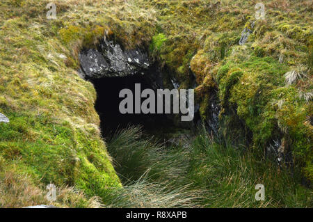 Mineshaft entrance at Rhosydd quarry, Tanygrisiau, Ffestiniog Stock Photo