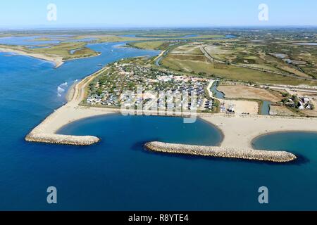 France, Bouches du Rhone, Camargue Regional Nature Park, Les Saintes Maries de la Mer, Grau d'Orgon, mouth of the Petit Rhône, campsite, Clos du Rhône beach (aerial view) Stock Photo