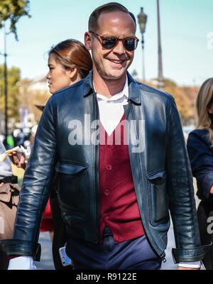 PARIS, France- September 27 2018: Men on the street during the Paris Fashion Week. Stock Photo