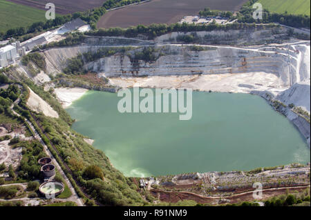 09 05 11 Laegerdorf Schleswig Holstein Germany Kreidegrube Heidestrasse In Laegerdorf Der Holcim Deutschland Zementwerke 0rxd490caroex J Stock Photo Alamy