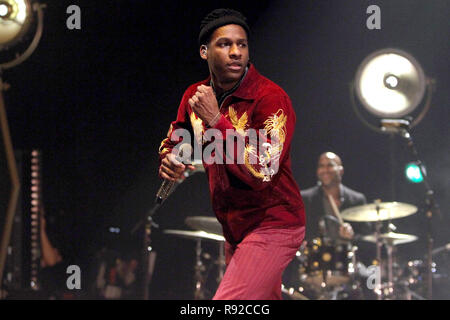 American singer/songwriter Leon Bridges performing during the 1st of 2 sold out nights at the O2 Academy Brixton in London on Saturday 17th November 2018 (Photos by Ian Bines/WENN)  Featuring: leon bridges Where: London, United Kingdom When: 17 Nov 2018 Credit: WENN.com