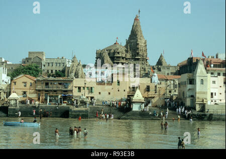 No, These Photos Don't Show the Sunken City of Dwarka in Gujarat