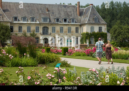 Gardens of the Cistercian abbey of Valloires , awarded the  'Jardin remarquable' label (Remarkable Garden of France) by the French Ministry of Culture Stock Photo
