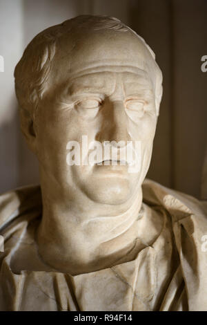 Rome. Italy. Bust portrait of Cicero (ca. 106-43 BC), 1st century AD, Hall of the Philosophers, Capitoline Museums. Sala dei Filosofi, Musei Capitolin Stock Photo