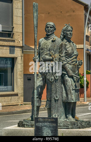 Statue 'As mans da mar de Arousa', by Lucas Míguez, entering the village A Illa de Arousa, Pontevedra, Galicia, Spain, Europe Stock Photo