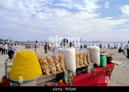 Bhel puri stall, Chowpatty, Bombay,  Mumbai, Maharashtra, India Stock Photo